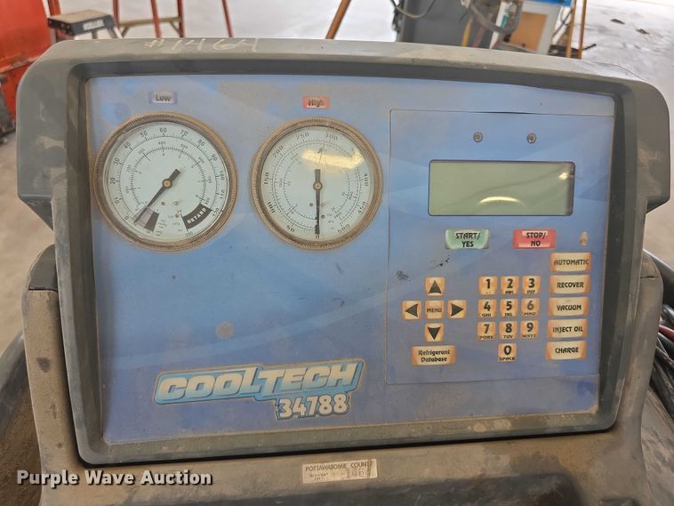 image for item DZ6057 Robinair  34788 reclaimer