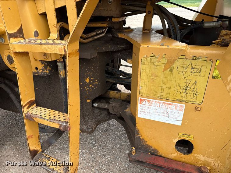 image for item DZ8711 Dresser 520C wheel loader