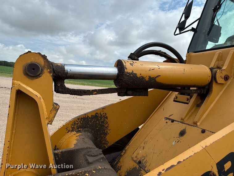 image for item DZ8711 Dresser 520C wheel loader