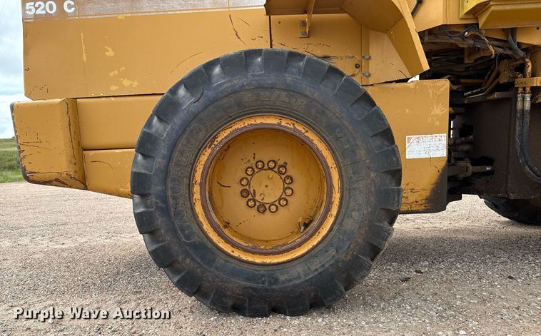 image for item DZ8711 Dresser 520C wheel loader