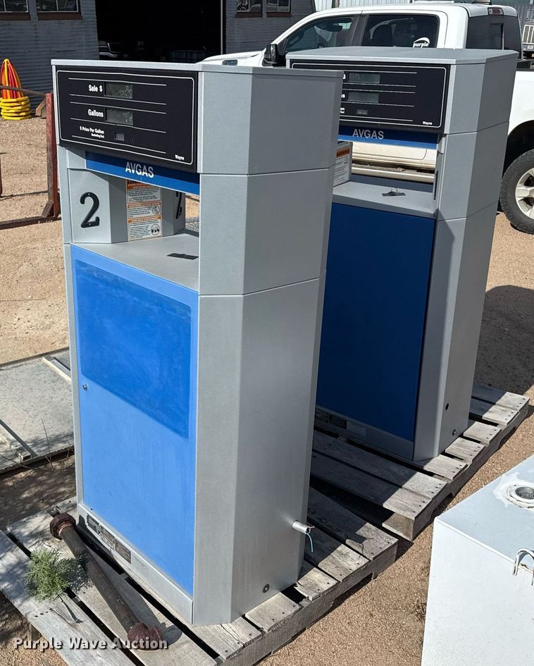 image for item DZ8722 (2) Wayne fuel pumps