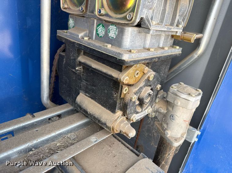 image for item DZ8722 (2) Wayne fuel pumps