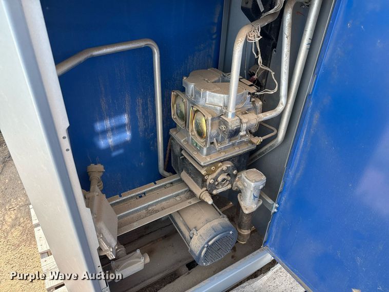 image for item DZ8722 (2) Wayne fuel pumps