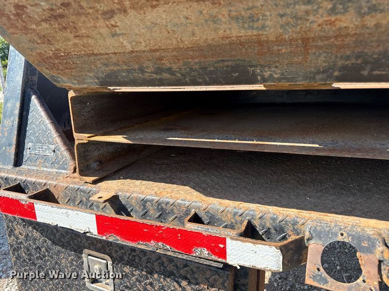 image for item DZ8759 Flatbed