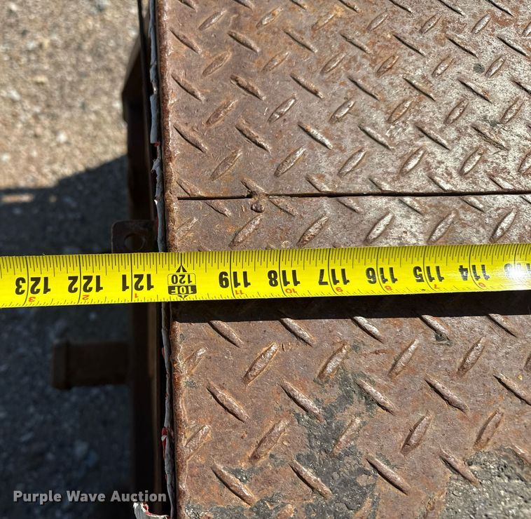 image for item DZ8759 Flatbed