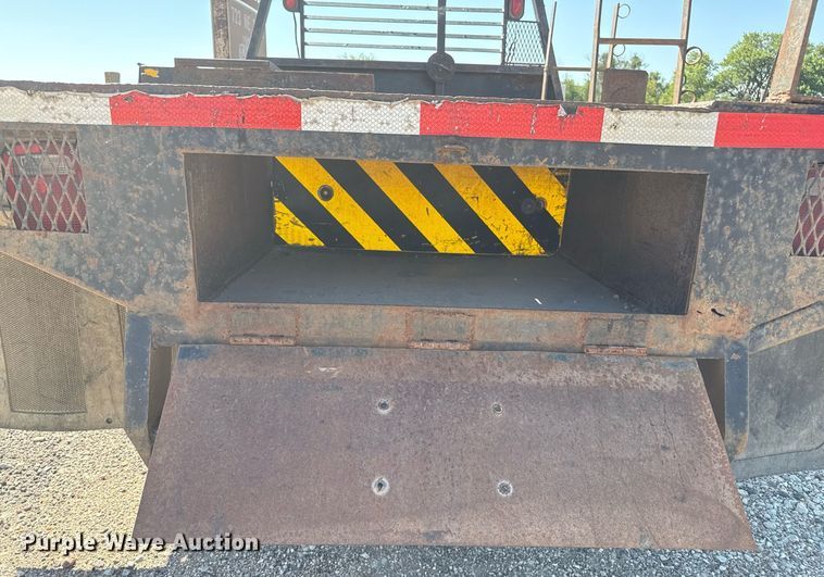 image for item DZ8759 Flatbed