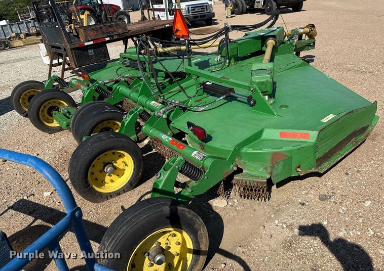 image for item DZ8760 John Deere CX15 batwing rotary mower
