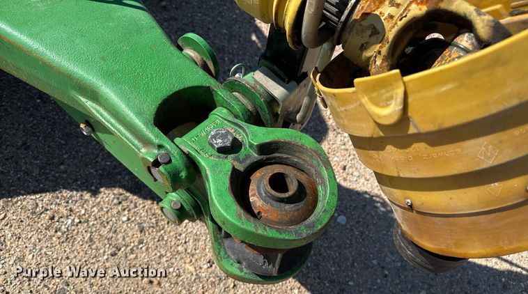 image for item DZ8760 John Deere CX15 batwing rotary mower