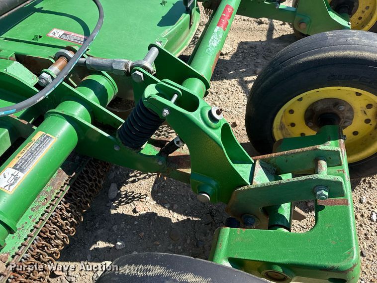 image for item DZ8760 John Deere CX15 batwing rotary mower