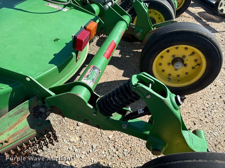 image for item DZ8760 John Deere CX15 batwing rotary mower