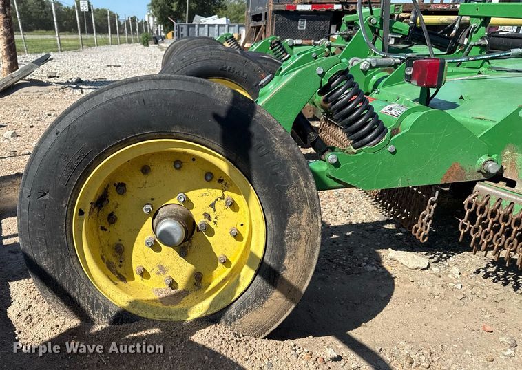 image for item DZ8760 John Deere CX15 batwing rotary mower