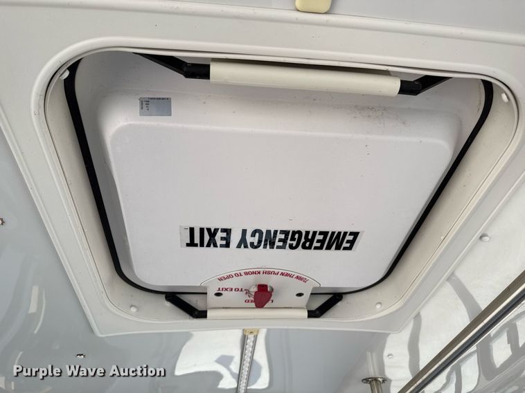 image for item DZ8761 2012 Ford E350 shuttle bus