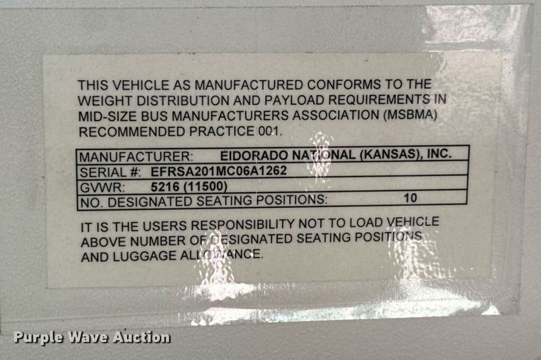 image for item DZ8761 2012 Ford E350 shuttle bus