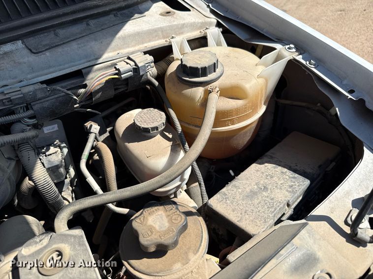 image for item DZ8761 2012 Ford E350 shuttle bus