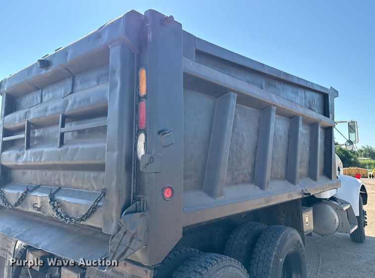 image for item DZ8762 2000 Peterbilt 330 dump truck