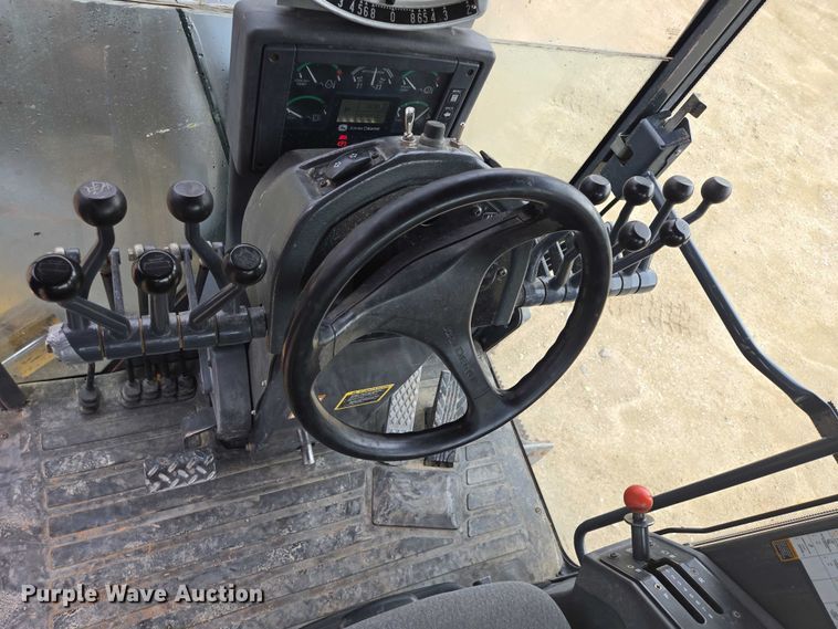 image for item EB0976 2008 John Deere 772D motor grader