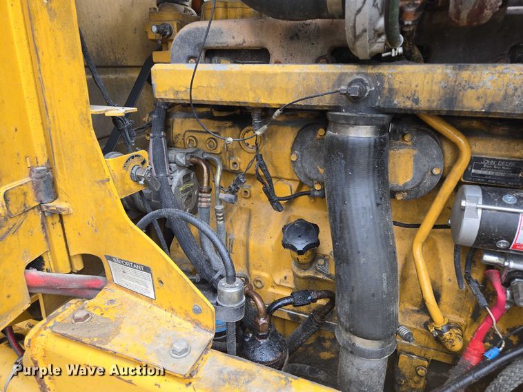 image for item EB0976 2008 John Deere 772D motor grader