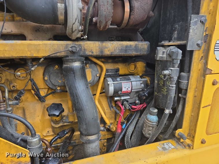 image for item EB0976 2008 John Deere 772D motor grader