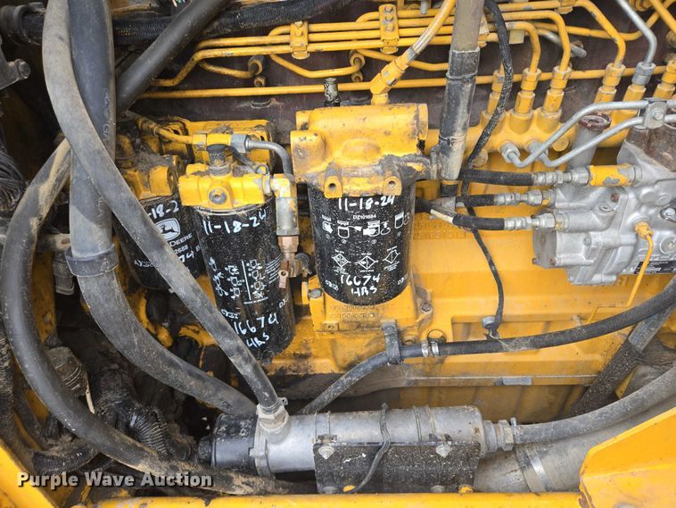 image for item EB0976 2008 John Deere 772D motor grader