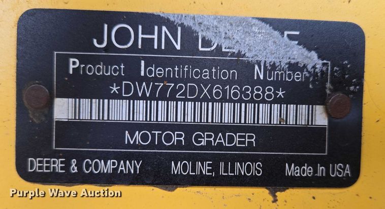image for item EB0976 2008 John Deere 772D motor grader