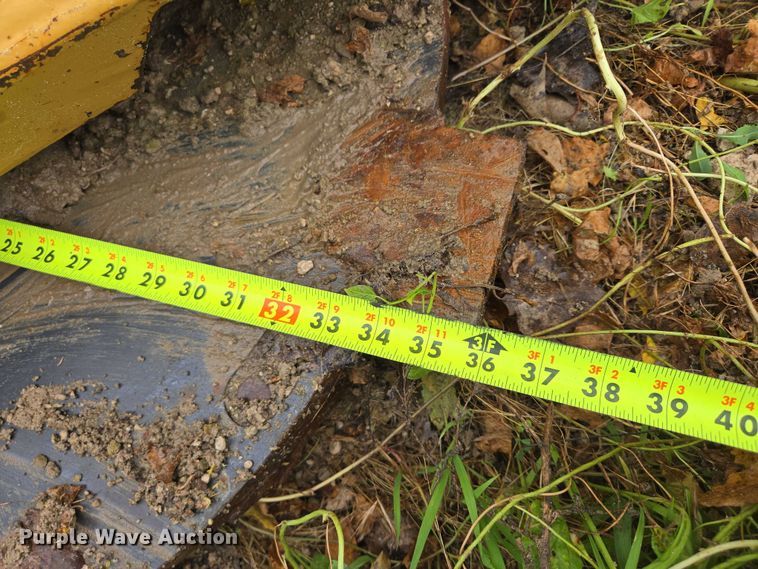 image for item EB0977 Diamond Mowers side boom saw