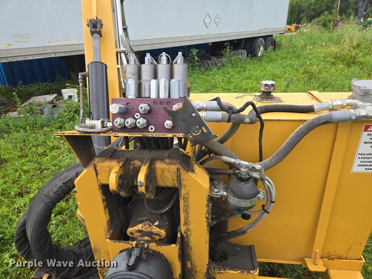 image for item EB0977 Diamond Mowers side boom saw