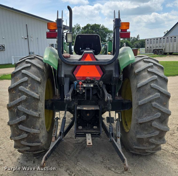image for item EB0978 2002 John Deere 5420 tractor