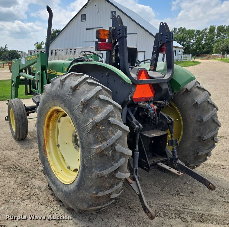 image for item EB0978 2002 John Deere 5420 tractor