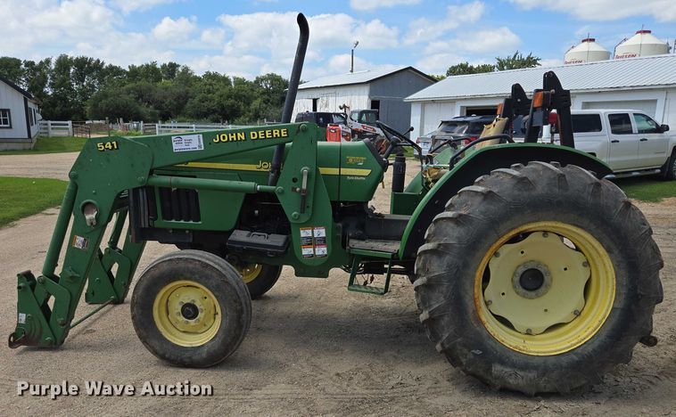 image for item EB0978 2002 John Deere 5420 tractor