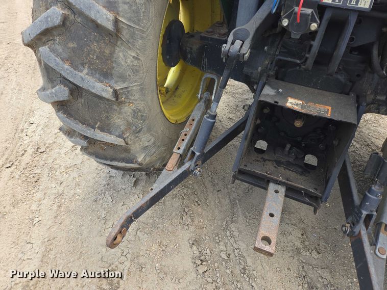 image for item EB0978 2002 John Deere 5420 tractor