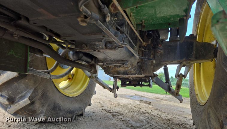 image for item EB0978 2002 John Deere 5420 tractor