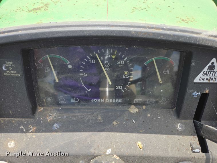 image for item EB0978 2002 John Deere 5420 tractor