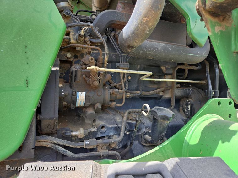 image for item EB0978 2002 John Deere 5420 tractor