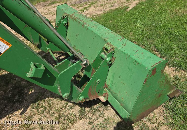 image for item EB0978 2002 John Deere 5420 tractor