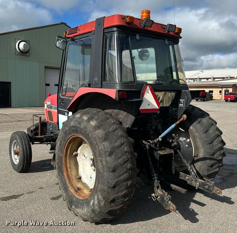 image for item EB2766 Case International 4230 