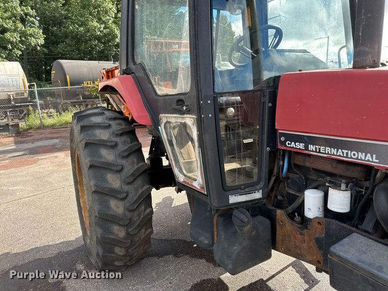 image for item EB2766 Case International 4230 