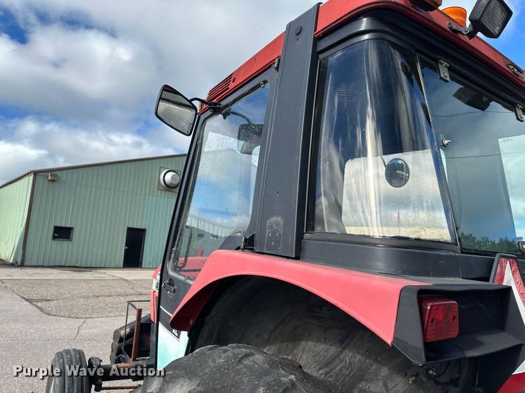 image for item EB2766 Case International 4230 