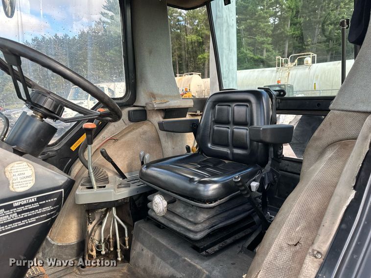 image for item EB2766 Case International 4230 