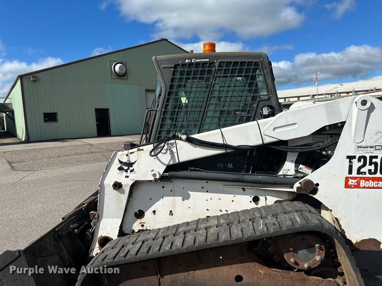 image for item EB2768 2009 Bobcat T250 tracked skid steer loader