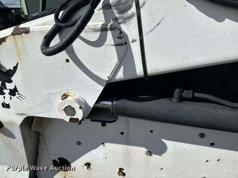 image for item EB2768 2009 Bobcat T250 tracked skid steer loader