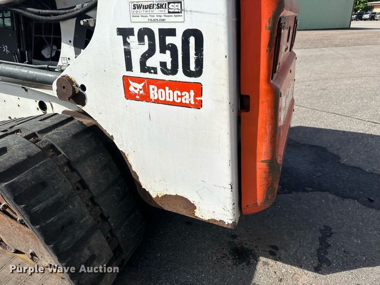 image for item EB2768 2009 Bobcat T250 tracked skid steer loader