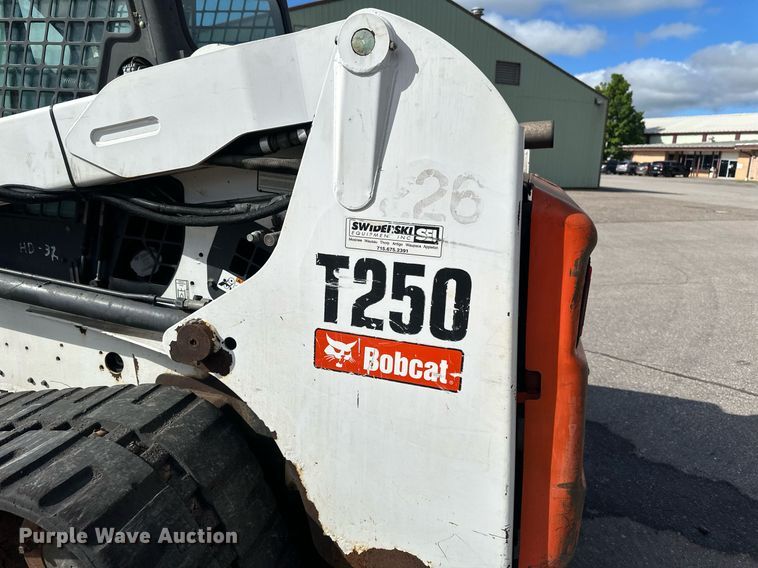 image for item EB2768 2009 Bobcat T250 tracked skid steer loader