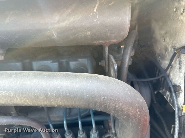 image for item EB2768 2009 Bobcat T250 tracked skid steer loader