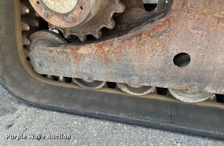 image for item EB2768 2009 Bobcat T250 tracked skid steer loader