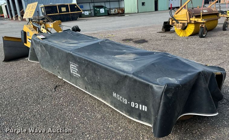 image for item EB2769 Vermeer 7040 Disc mower