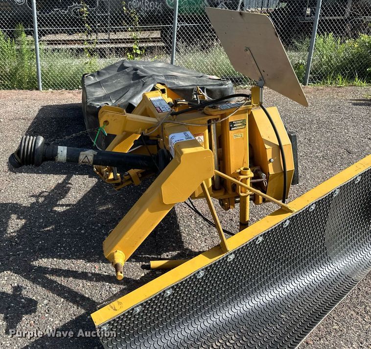 image for item EB2769 Vermeer 7040 Disc mower