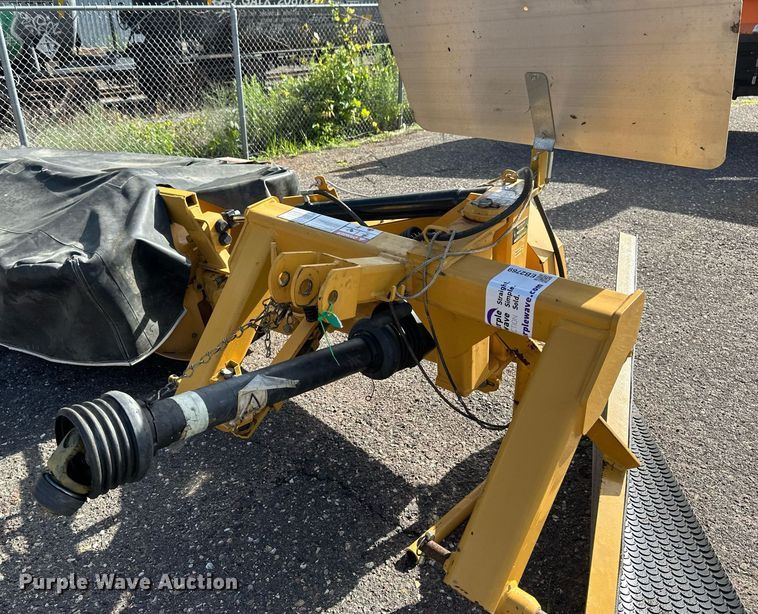 image for item EB2769 Vermeer 7040 Disc mower