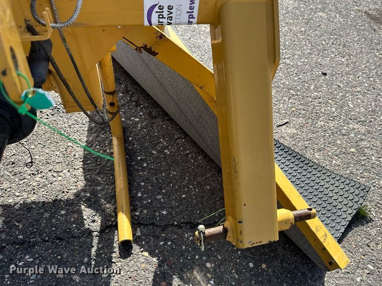 image for item EB2769 Vermeer 7040 Disc mower