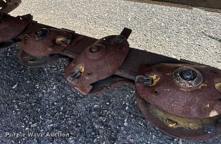 image for item EB2769 Vermeer 7040 Disc mower