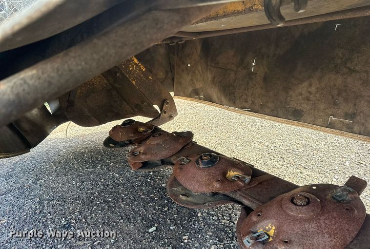 image for item EB2769 Vermeer 7040 Disc mower